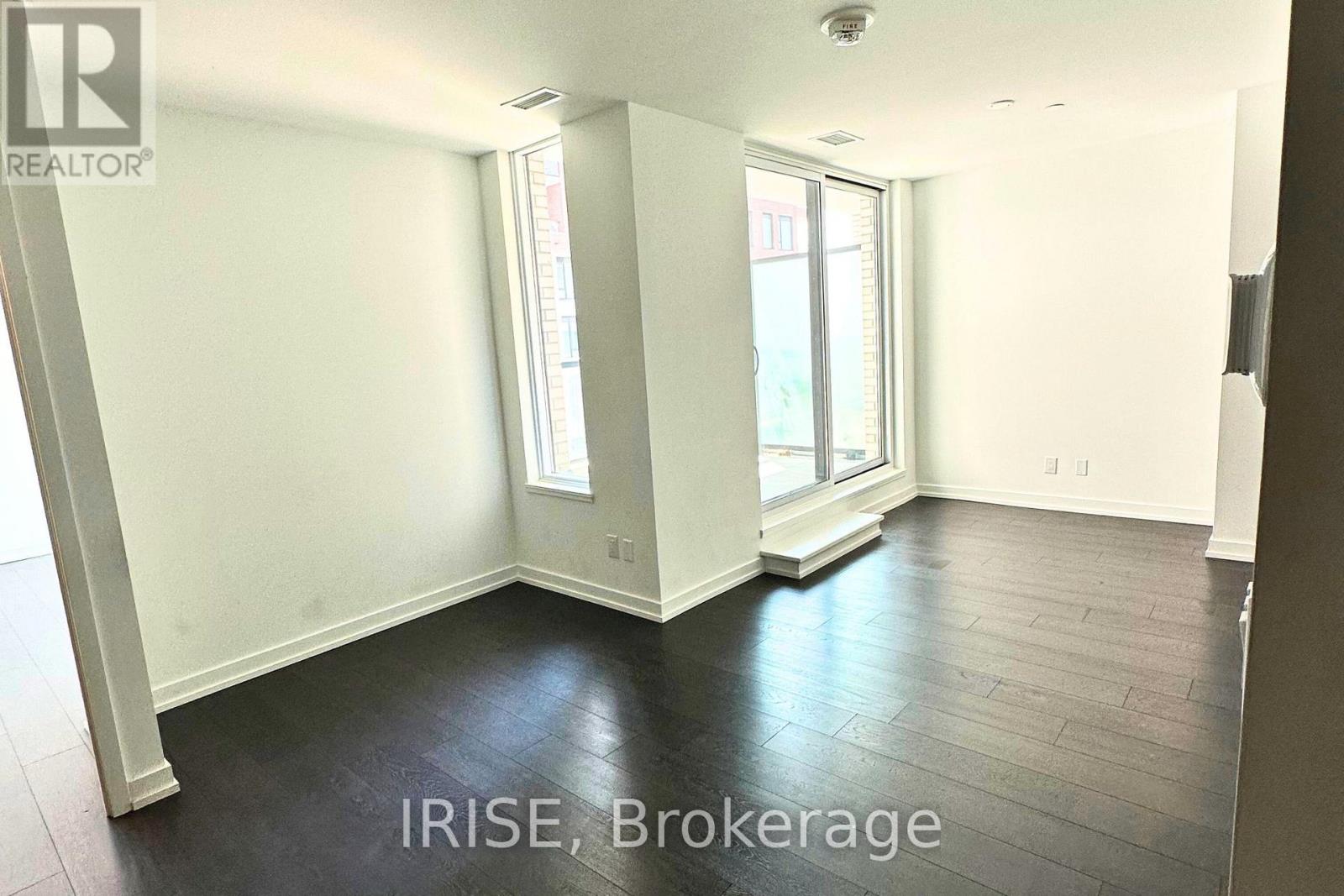 Photo 6 of 301 3100 Keele Street, Toronto ON