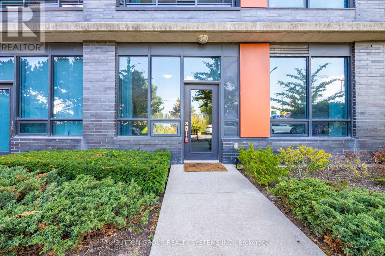 Photo 37 of 104 55 Eglinton Avenue W, Mississauga ON