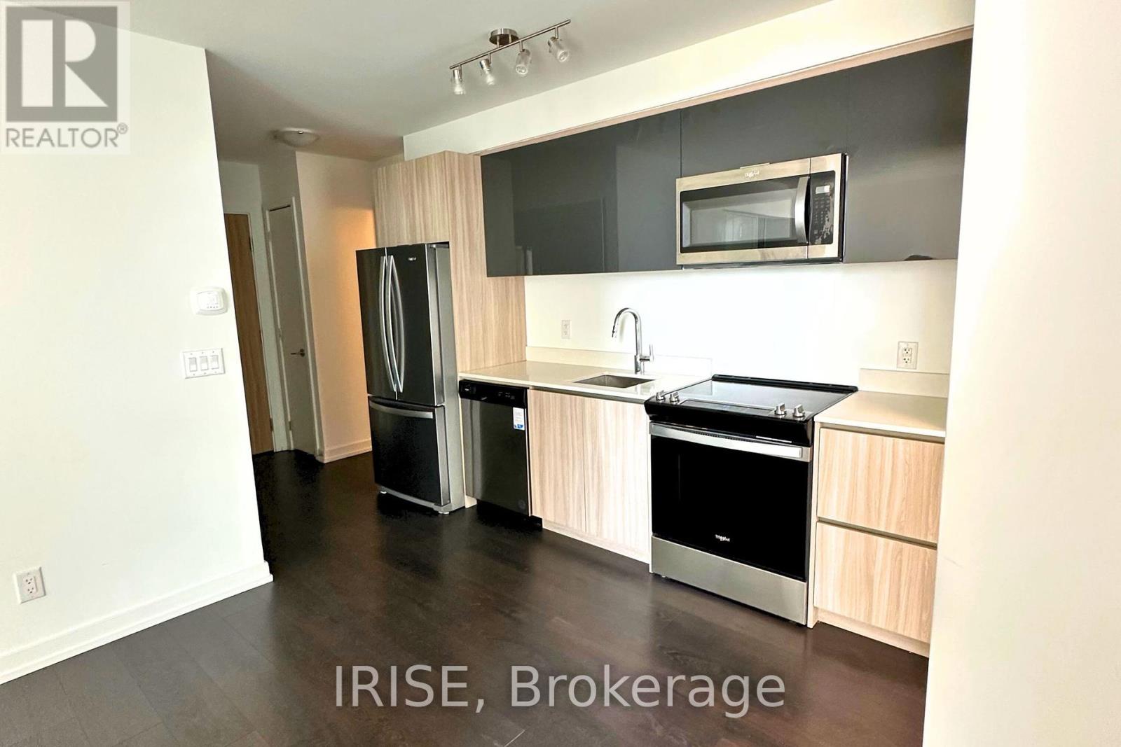 Photo 3 of 301 3100 Keele Street, Toronto ON
