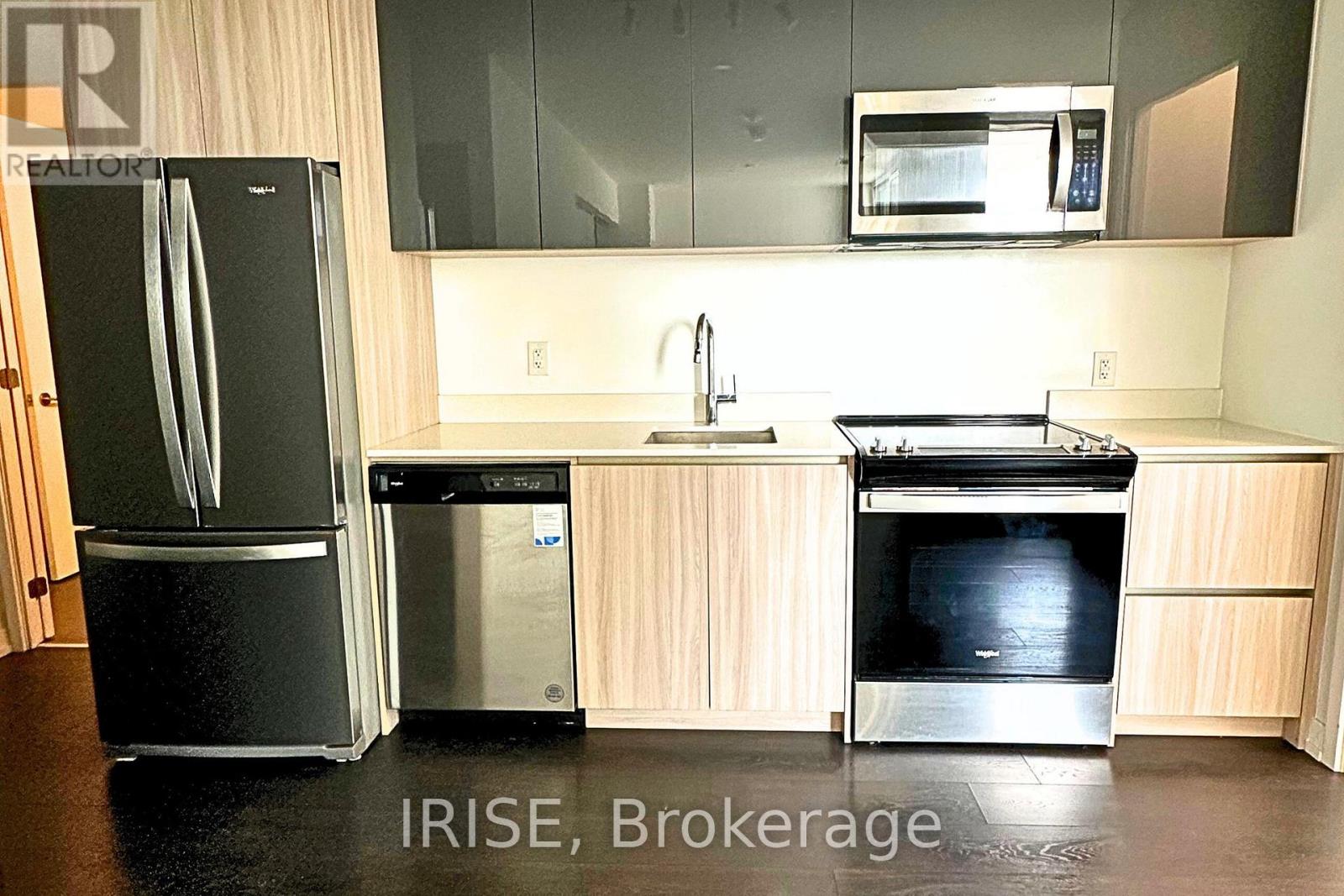 Photo 4 of 301 3100 Keele Street, Toronto ON
