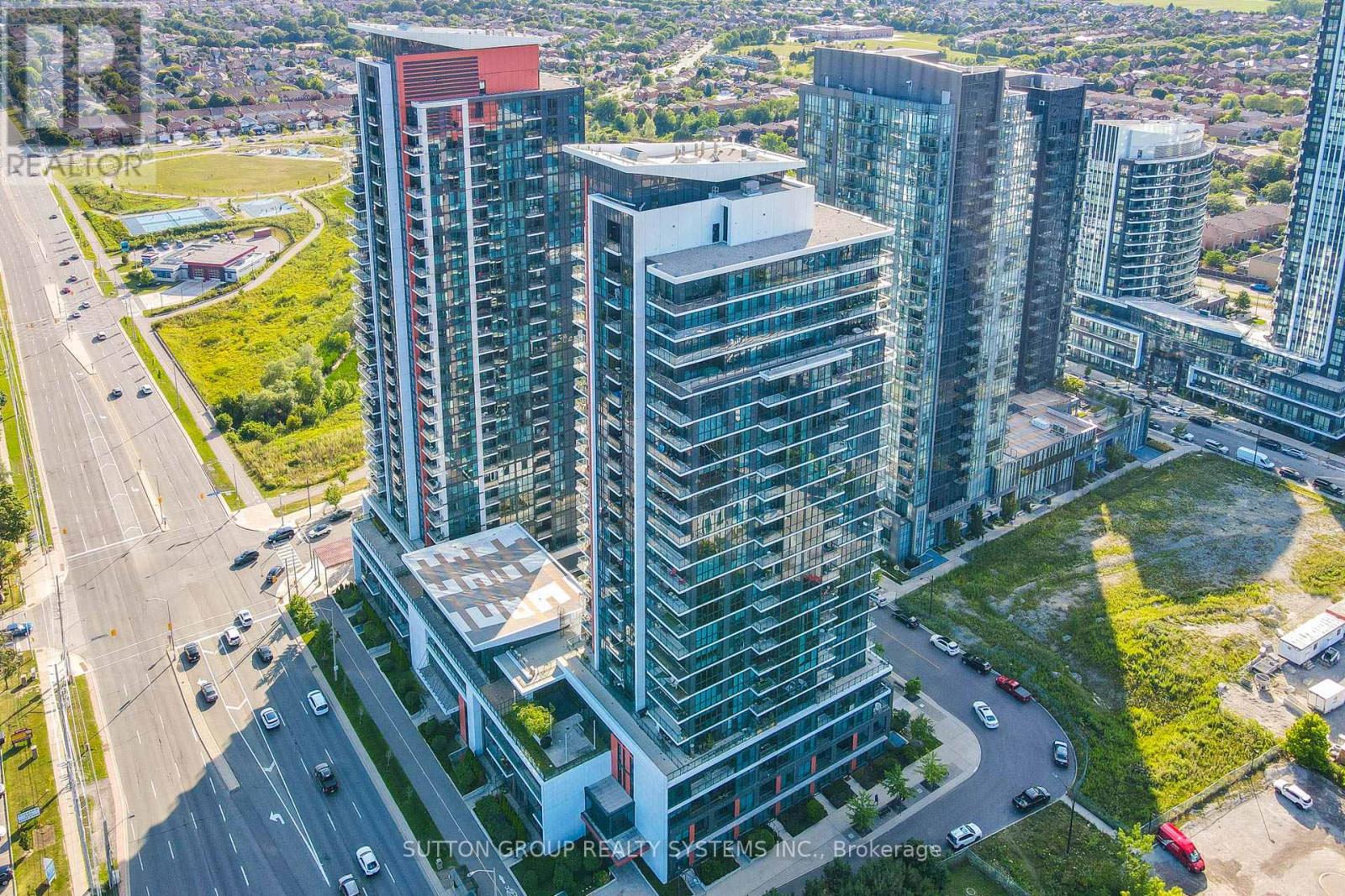 Photo 36 of 104 55 Eglinton Avenue W, Mississauga ON
