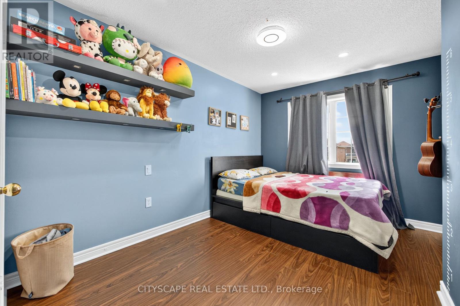 Photo 25 of 6 Dewridge Court E, Brampton ON