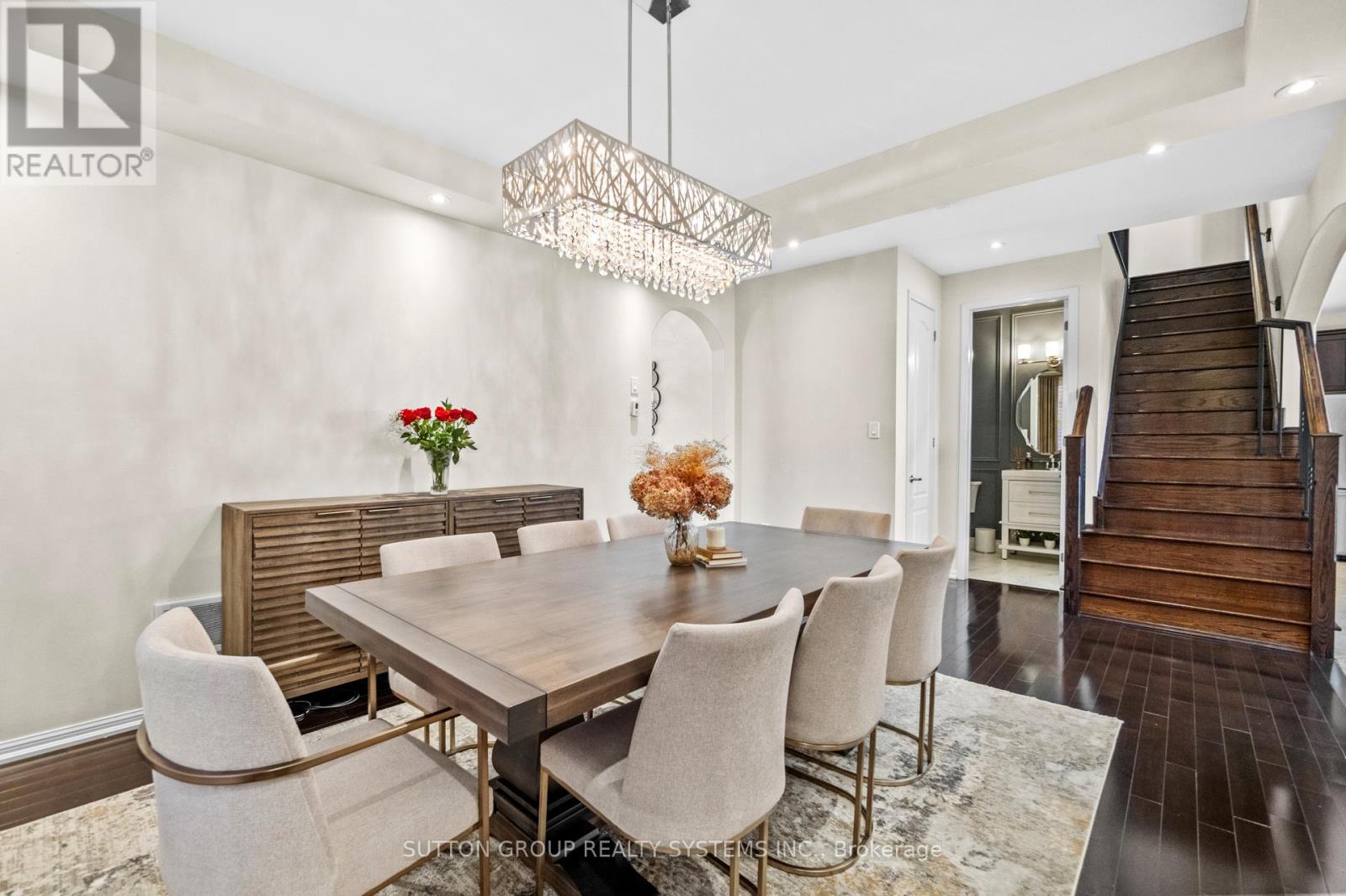 Photo 10 of 925 Dice Way, Milton ON