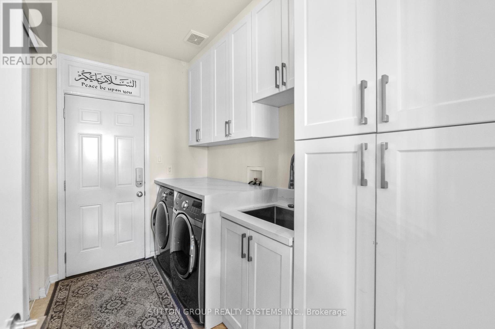Photo 21 of 925 Dice Way, Milton ON