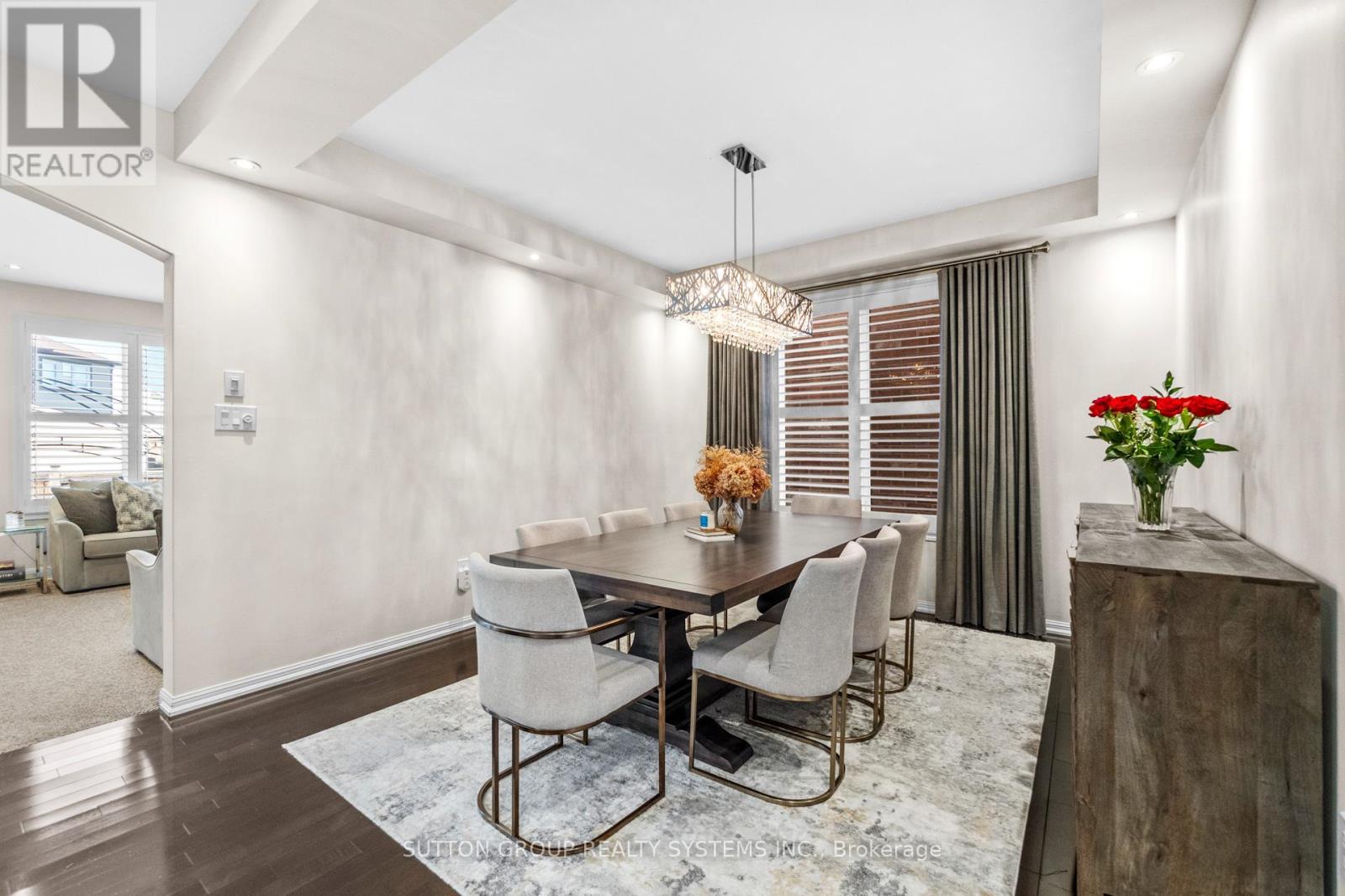 Photo 8 of 925 Dice Way, Milton ON
