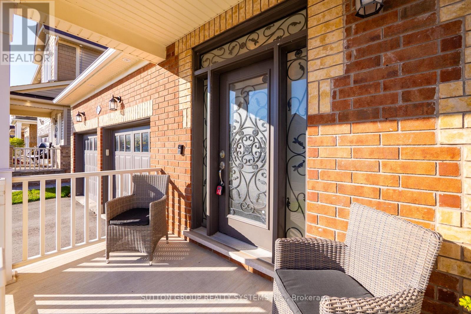 Photo 4 of 925 Dice Way, Milton ON