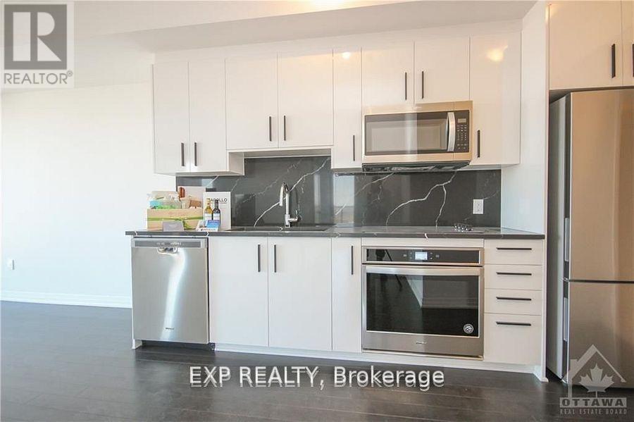 Photo 21 of 3702 805 Carling Avenue, Ottawa ON