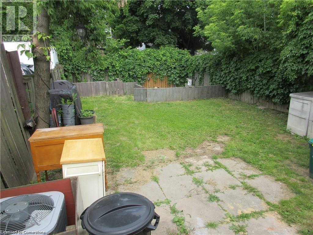 Photo 21 of 205 Kenilworth Avenue N Unit 1, Hamilton ON