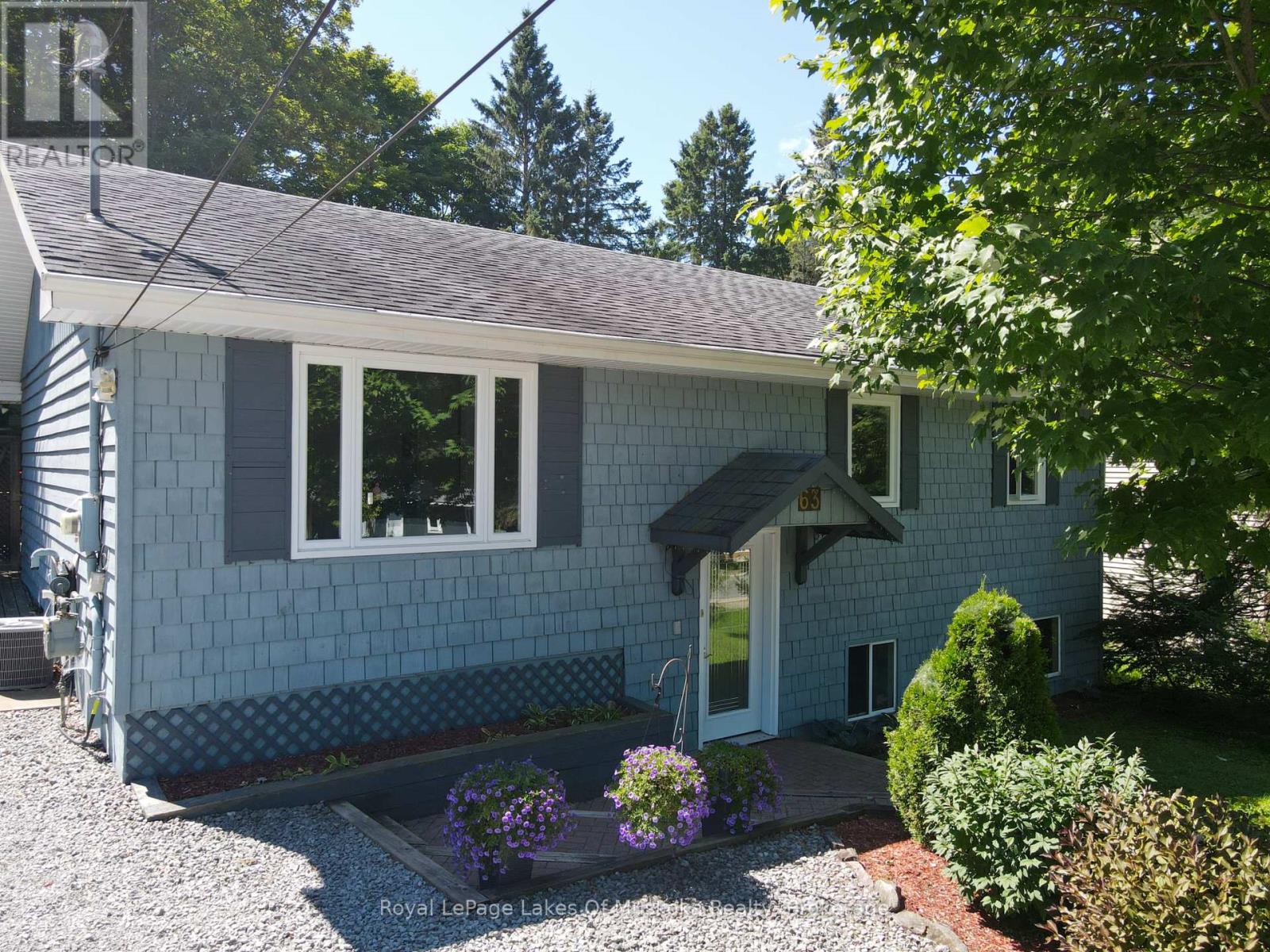 Photo 29 of 63 Florence Street W, Huntsville ON