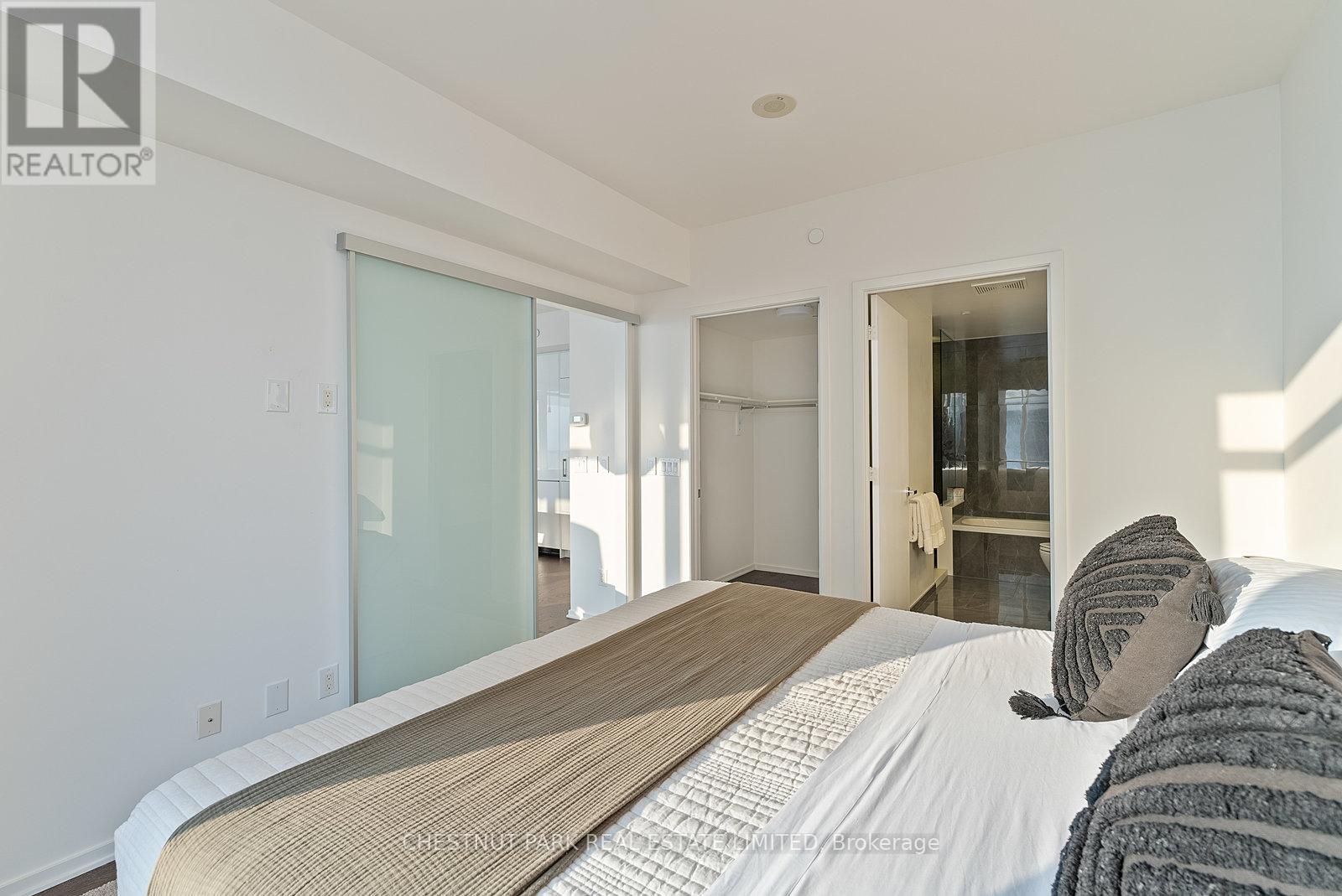 Photo 14 of 7006 1 Bloor Street E, Toronto ON