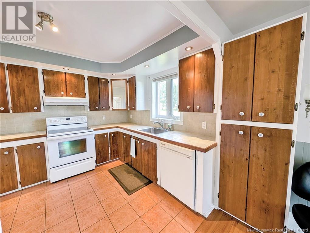 Photo 5 of 7761 Rue Saint Paul, Bascaraquet NB