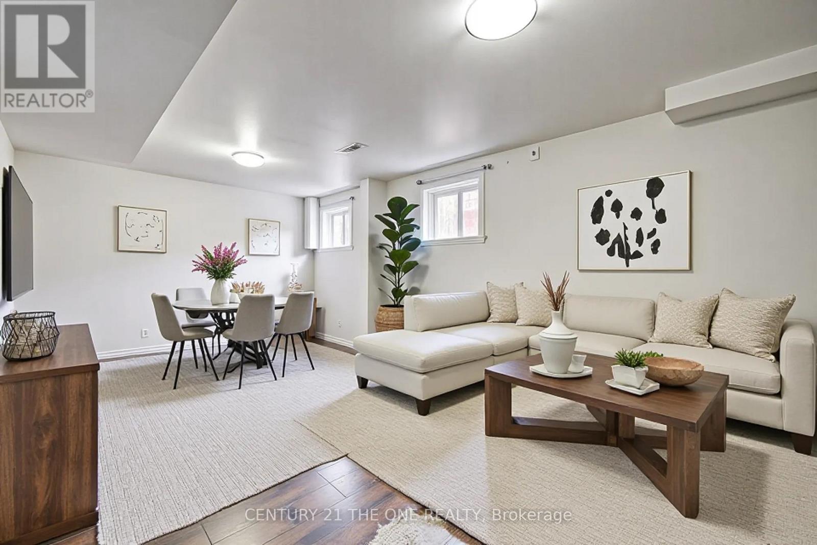 Photo 16 of 52 Stoyell Drive, Richmond Hill ON