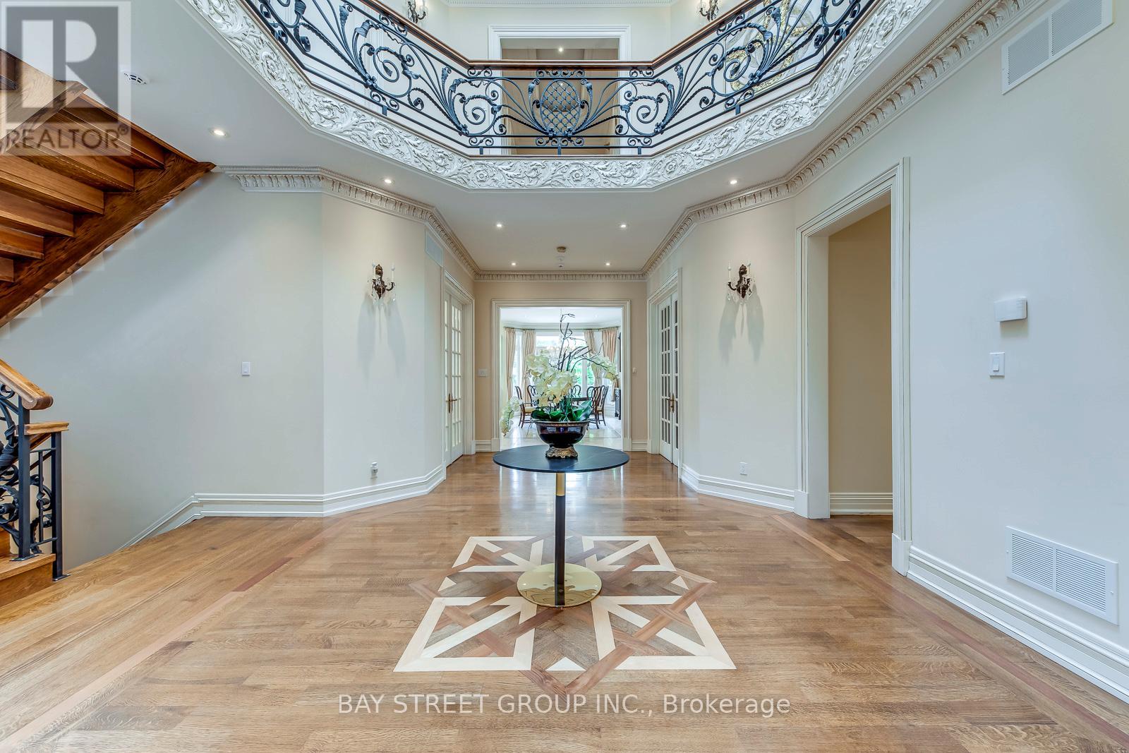 Photo 31 of 56 Winchester Lane, Richmond Hill ON