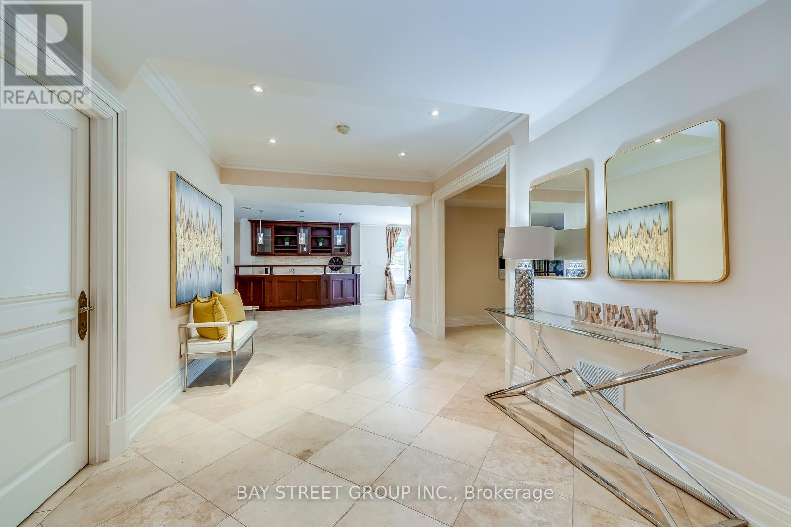 Photo 33 of 56 Winchester Lane, Richmond Hill ON