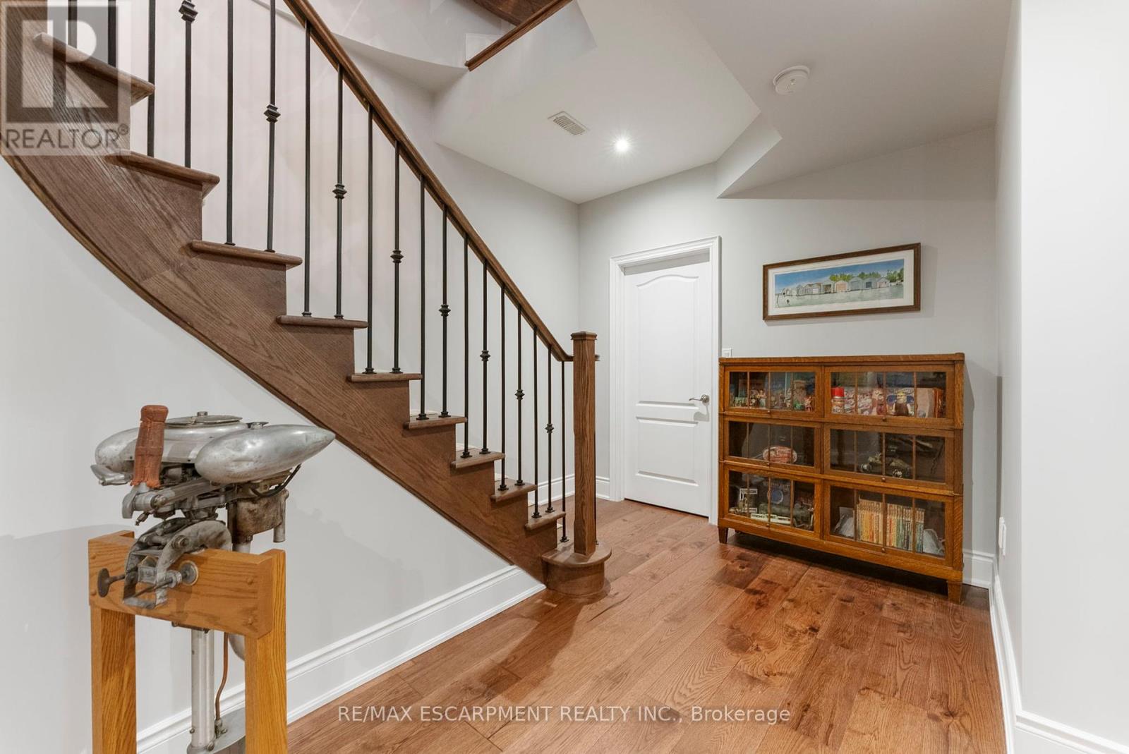 Photo 29 of 3143 Watercliffe Court, Oakville ON