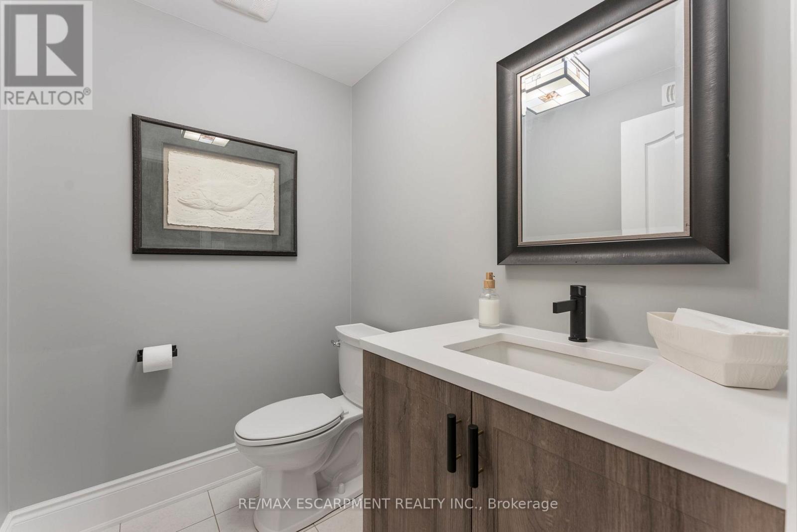 Photo 32 of 3143 Watercliffe Court, Oakville ON