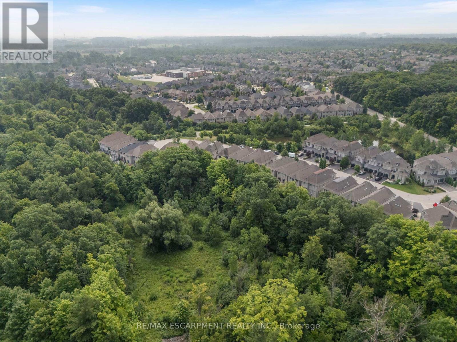 Photo 37 of 3143 Watercliffe Court, Oakville ON