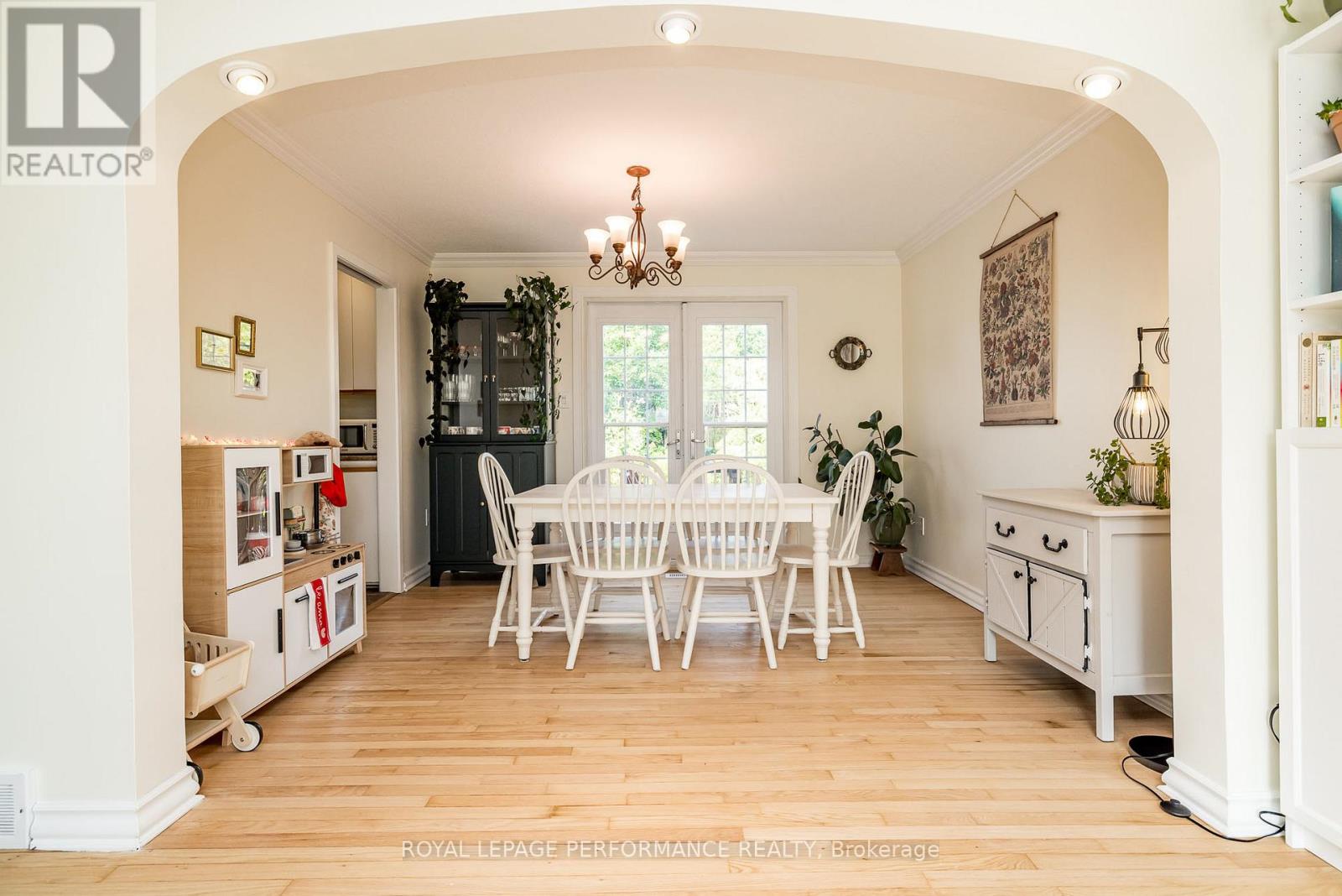 Photo 31 of 3038 Southmore Drive E, Ottawa ON