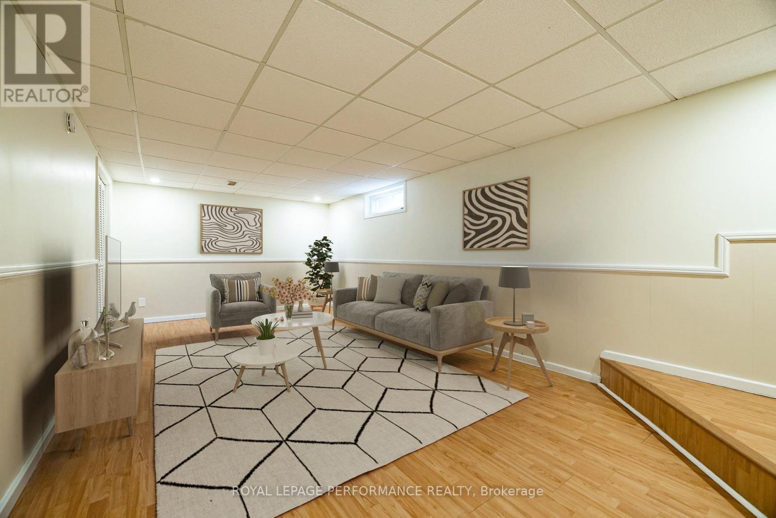 Photo 30 of 3038 Southmore Drive E, Ottawa ON