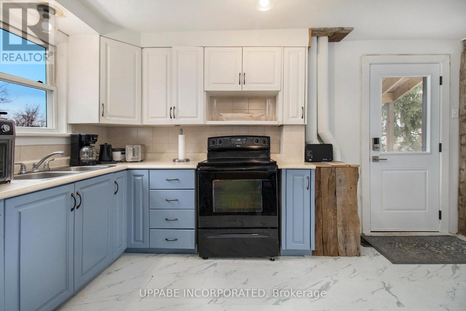 Photo 9 of 217 Jack Street, North Grenville ON