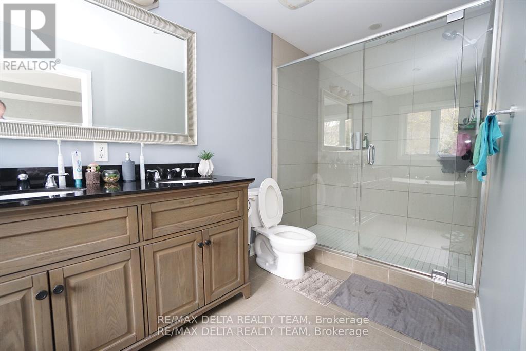 Photo 3 of 498 Moodie Drive, Ottawa ON