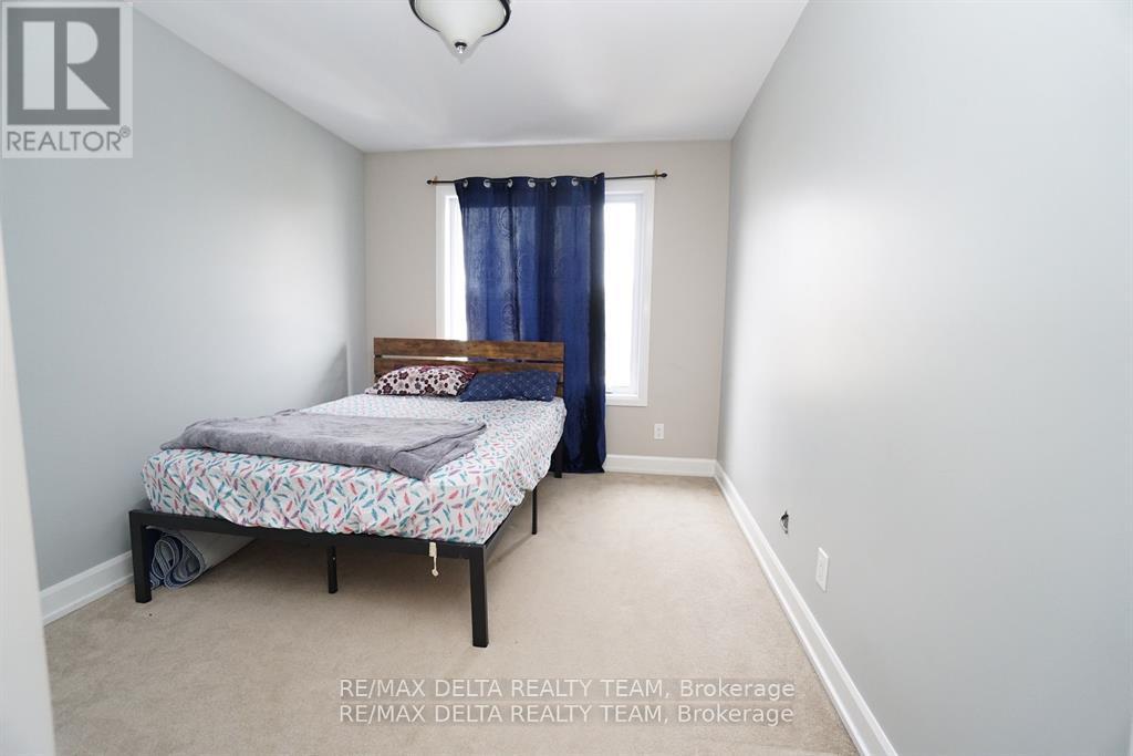 Photo 24 of 498 Moodie Drive, Ottawa ON