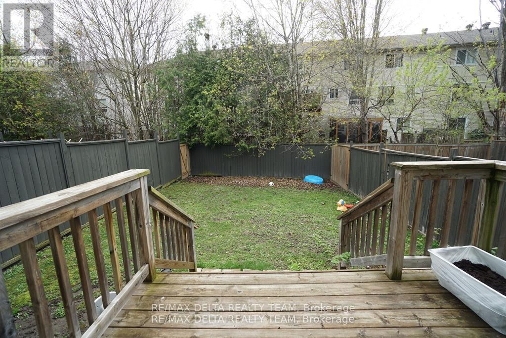 Photo 17 of 498 Moodie Drive, Ottawa ON