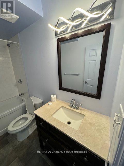 Photo 5 of 498 Moodie Drive, Ottawa ON