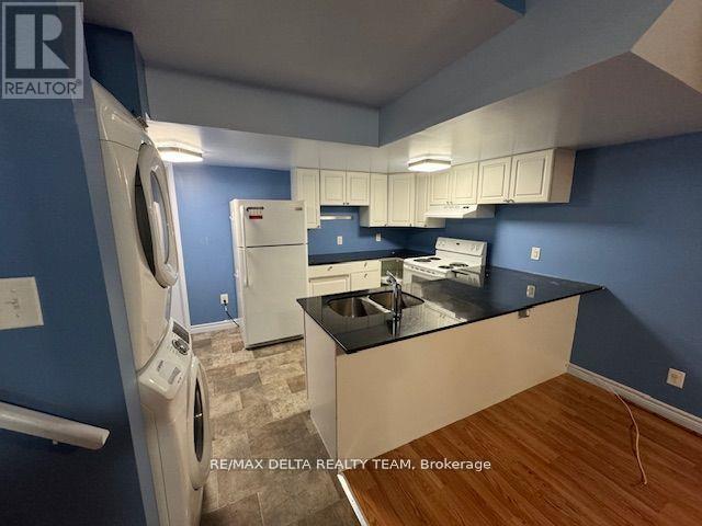 Photo 10 of 498 Moodie Drive, Ottawa ON