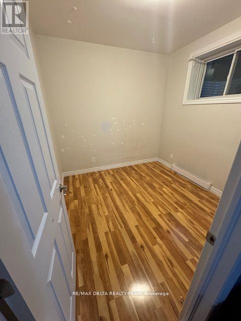 Photo 21 of 498 Moodie Drive, Ottawa ON