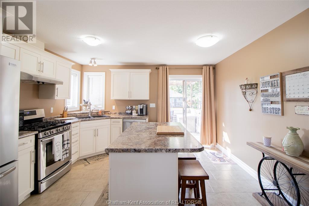 Photo 29 of 55 Birchwood Street, Chatham ON