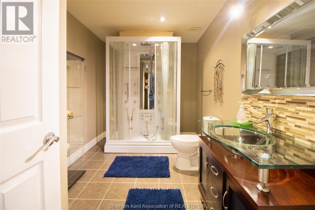 Photo 32 of 55 Birchwood Street, Chatham ON