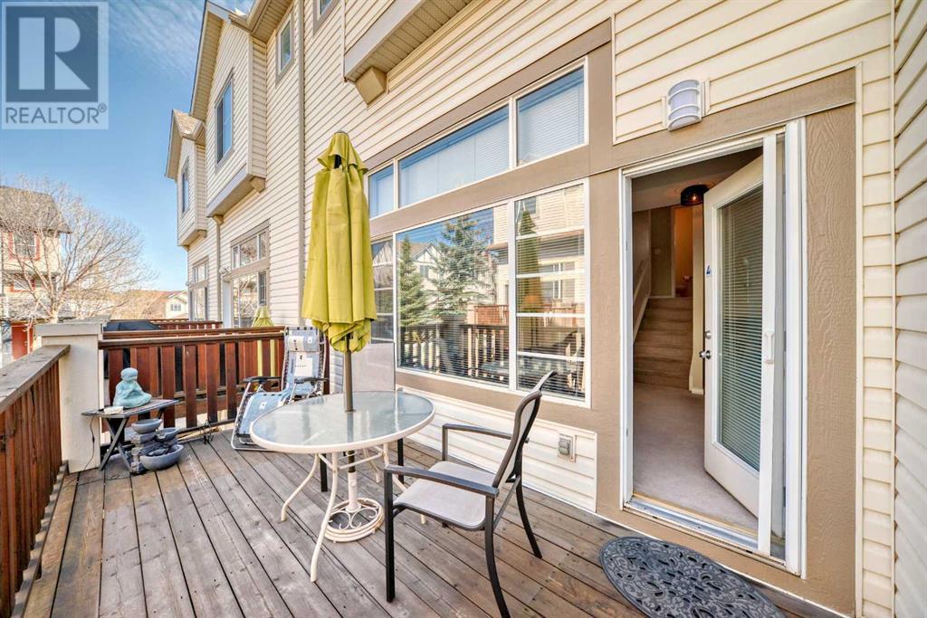 Single Family House 4 Level for Sale in  Copperfield Lane SE Copperfield Calgary 