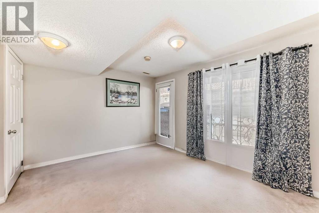 Single Family House 4 Level for Sale in  Copperfield Lane SE Copperfield Calgary 