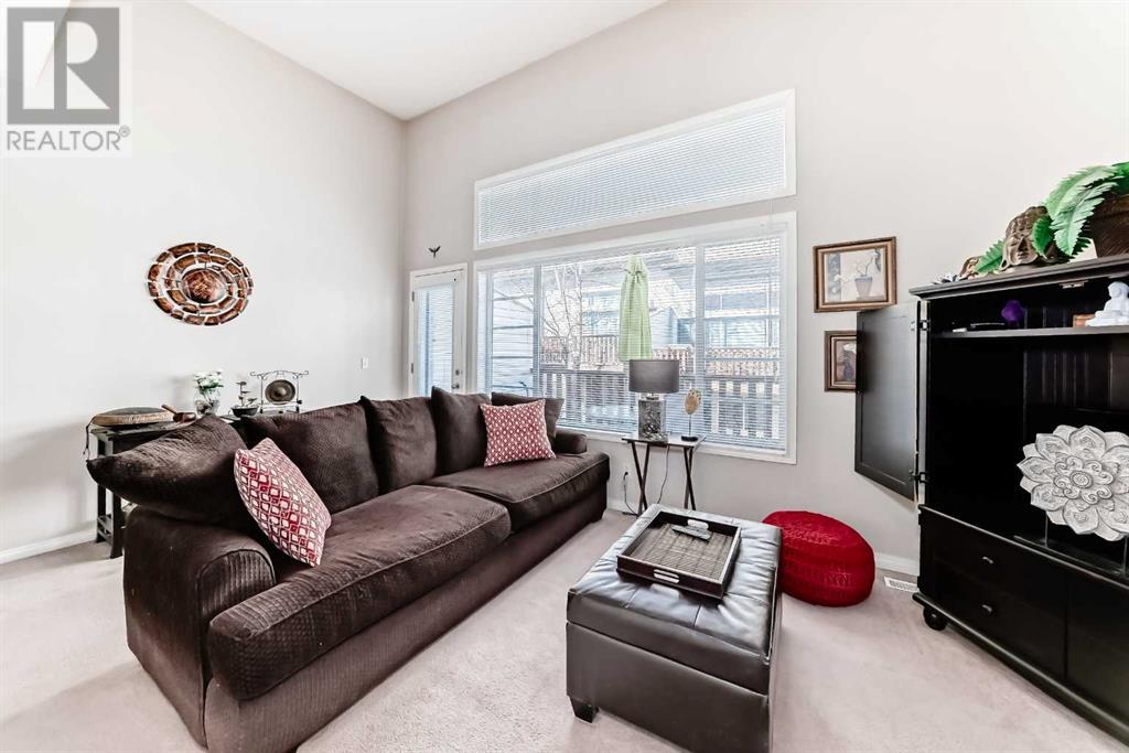 Single Family House 4 Level for Sale in  Copperfield Lane SE Copperfield Calgary 