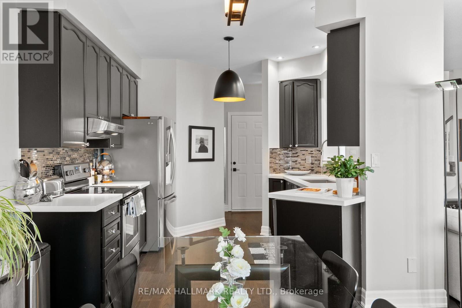 Photo 3 of 83 Tunney Place, Whitby ON
