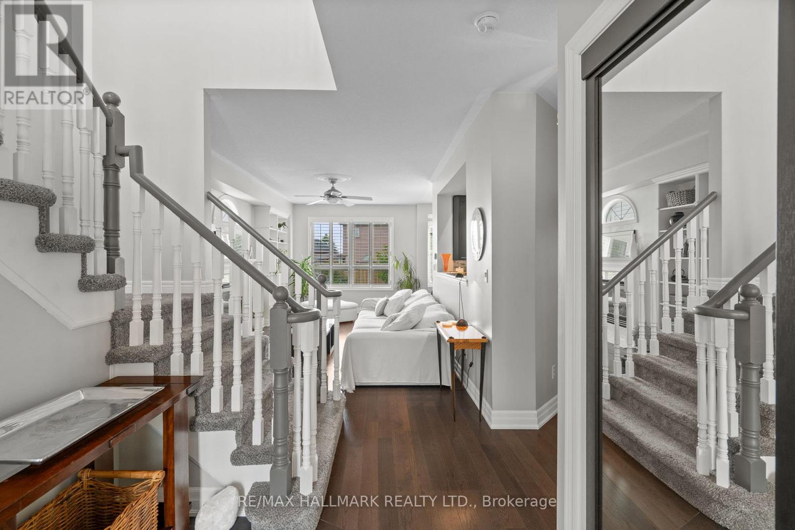 Photo 6 of 83 Tunney Place, Whitby ON