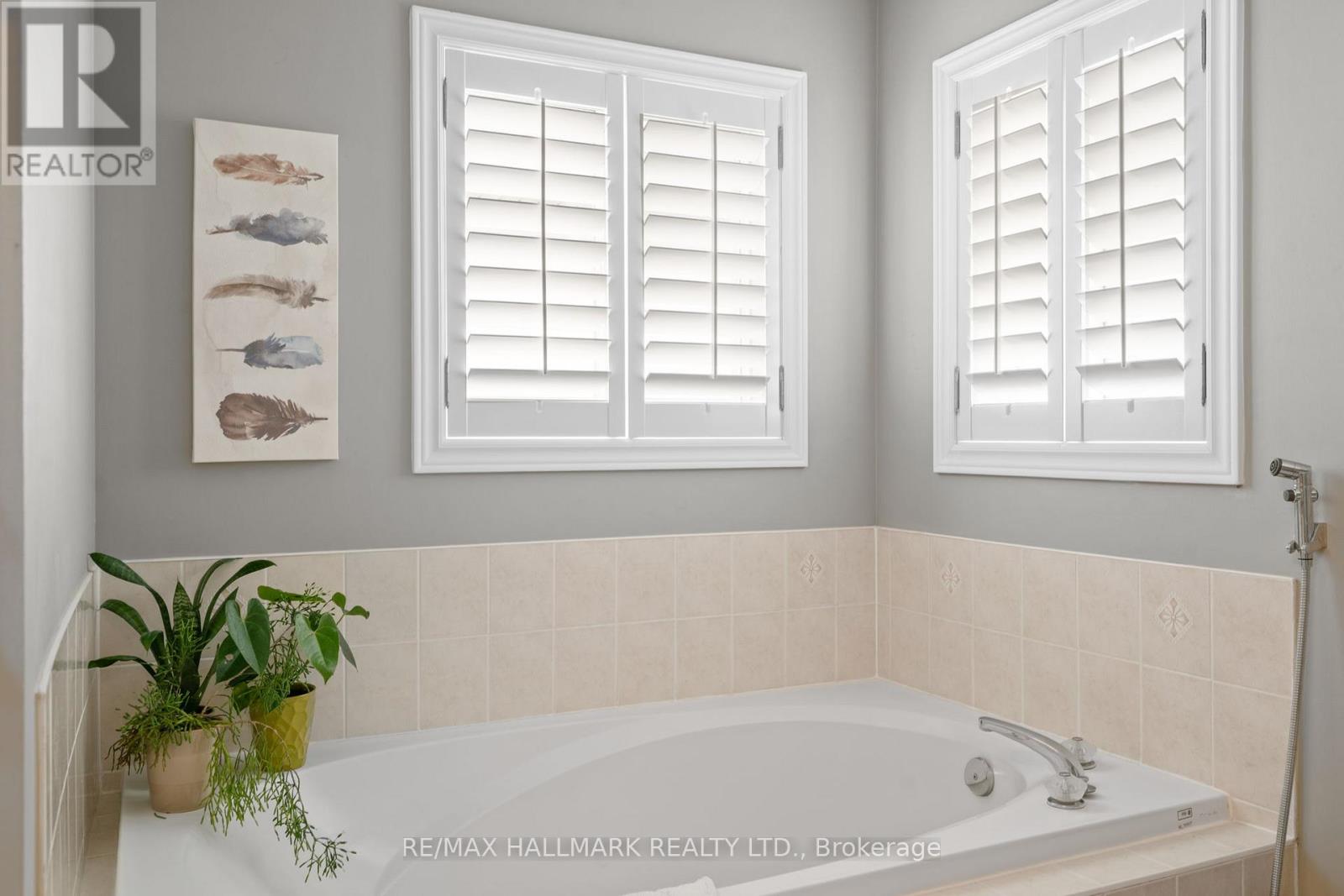 Photo 23 of 83 Tunney Place, Whitby ON