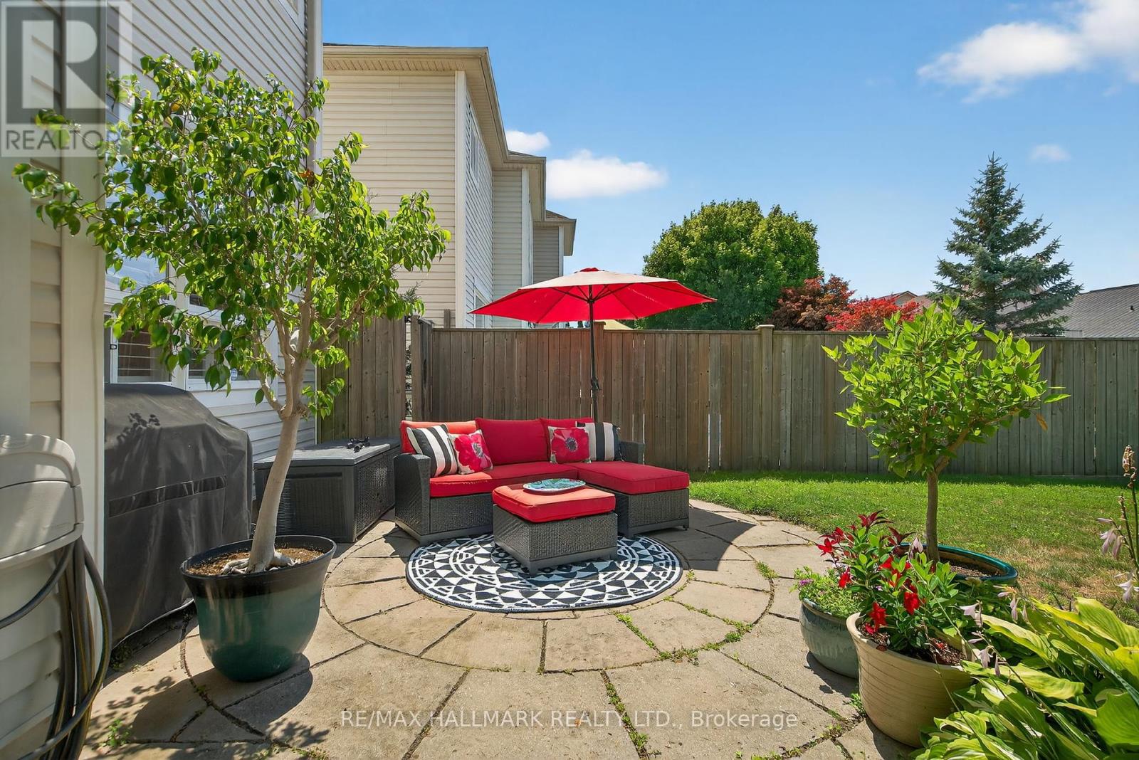Photo 40 of 83 Tunney Place, Whitby ON