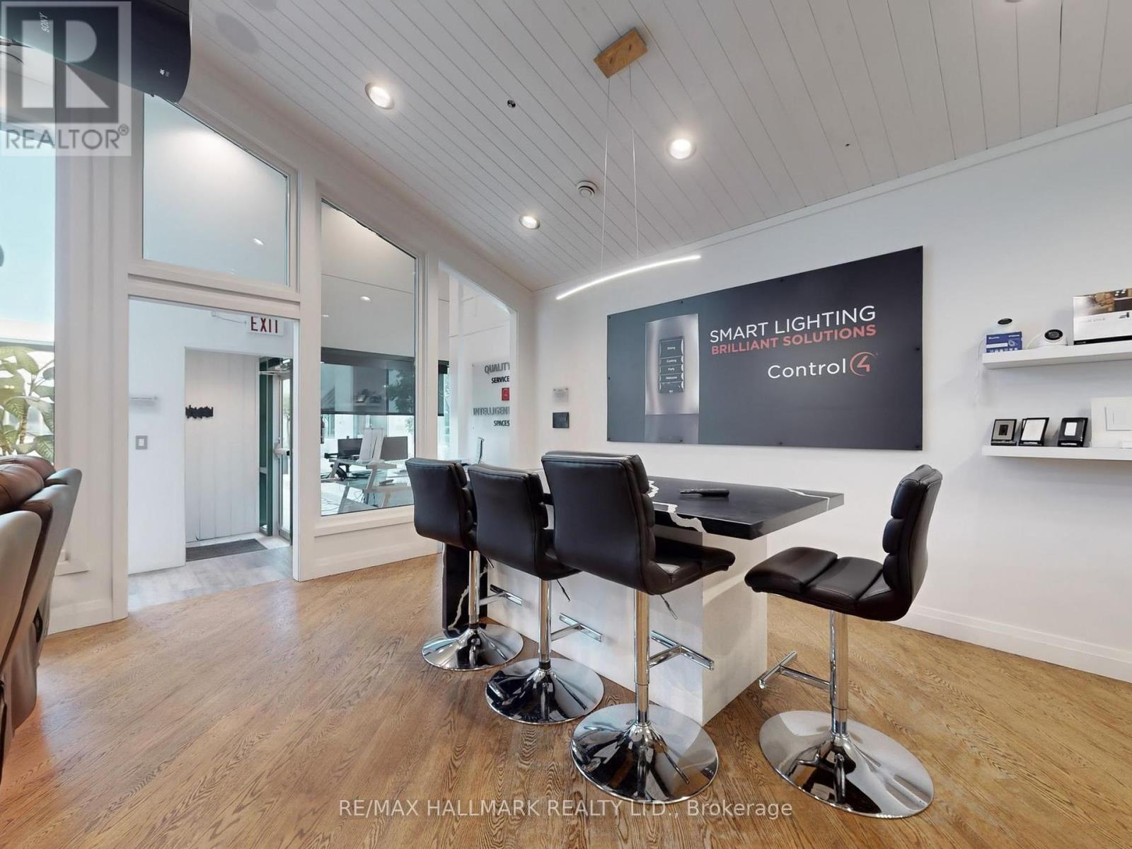 Photo 16 of 14 175 West Beaver Creek Road, Richmond Hill ON