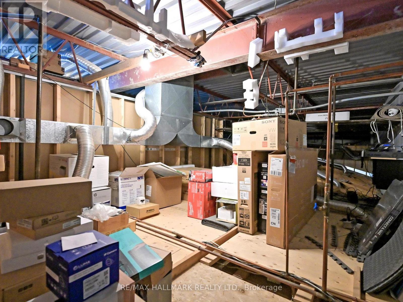 Photo 38 of 14 175 West Beaver Creek Road, Richmond Hill ON
