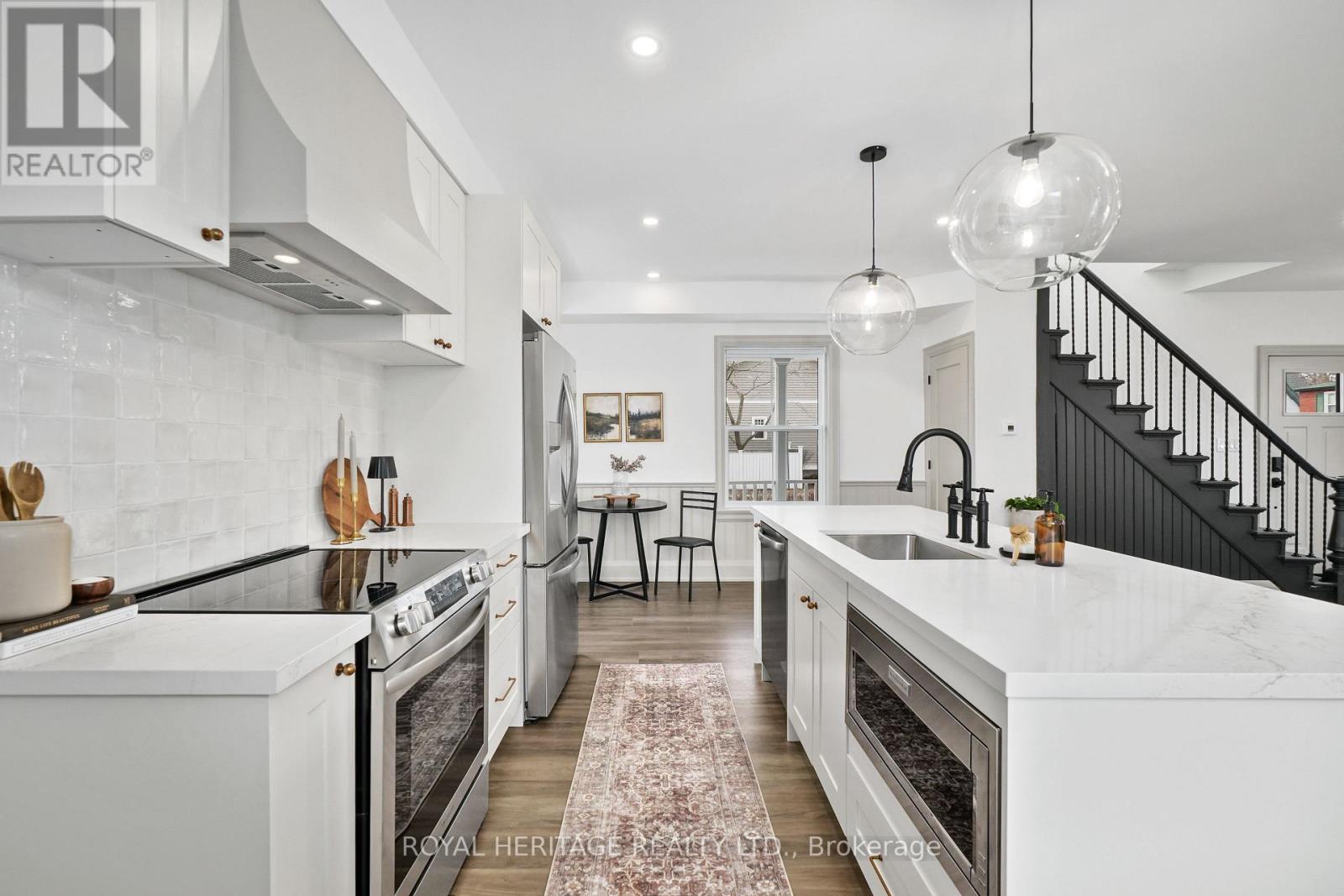 Photo 10 of 186 Durham Street, Cobourg ON