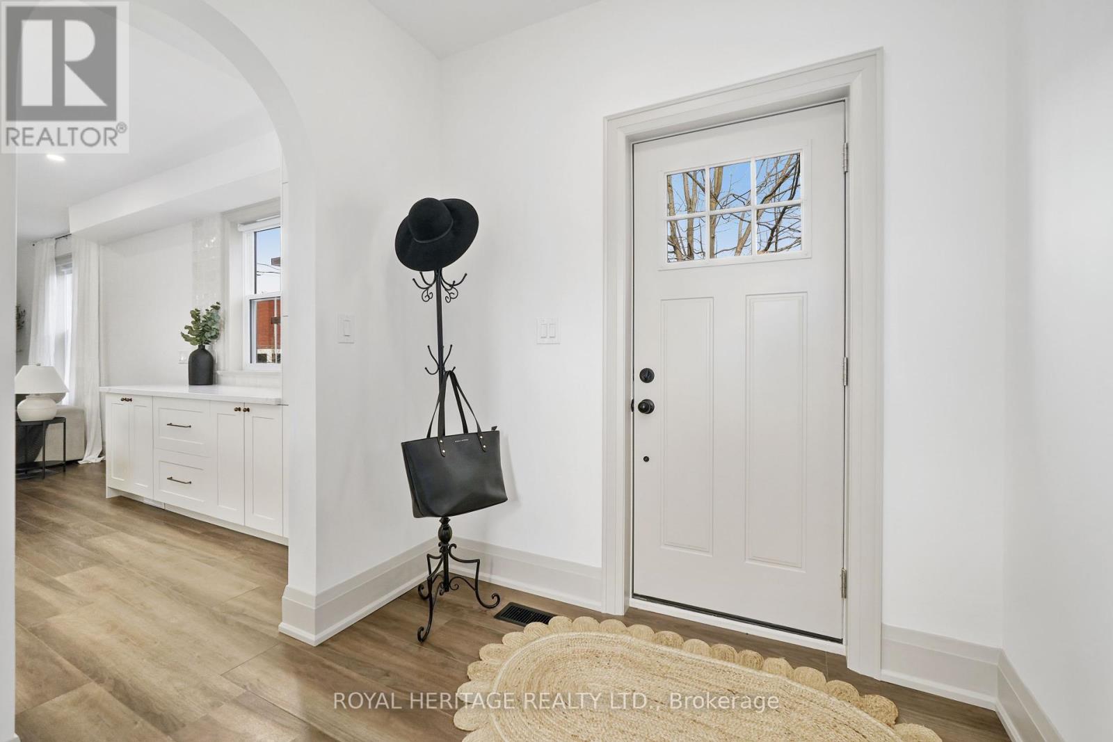 Photo 11 of 186 Durham Street, Cobourg ON