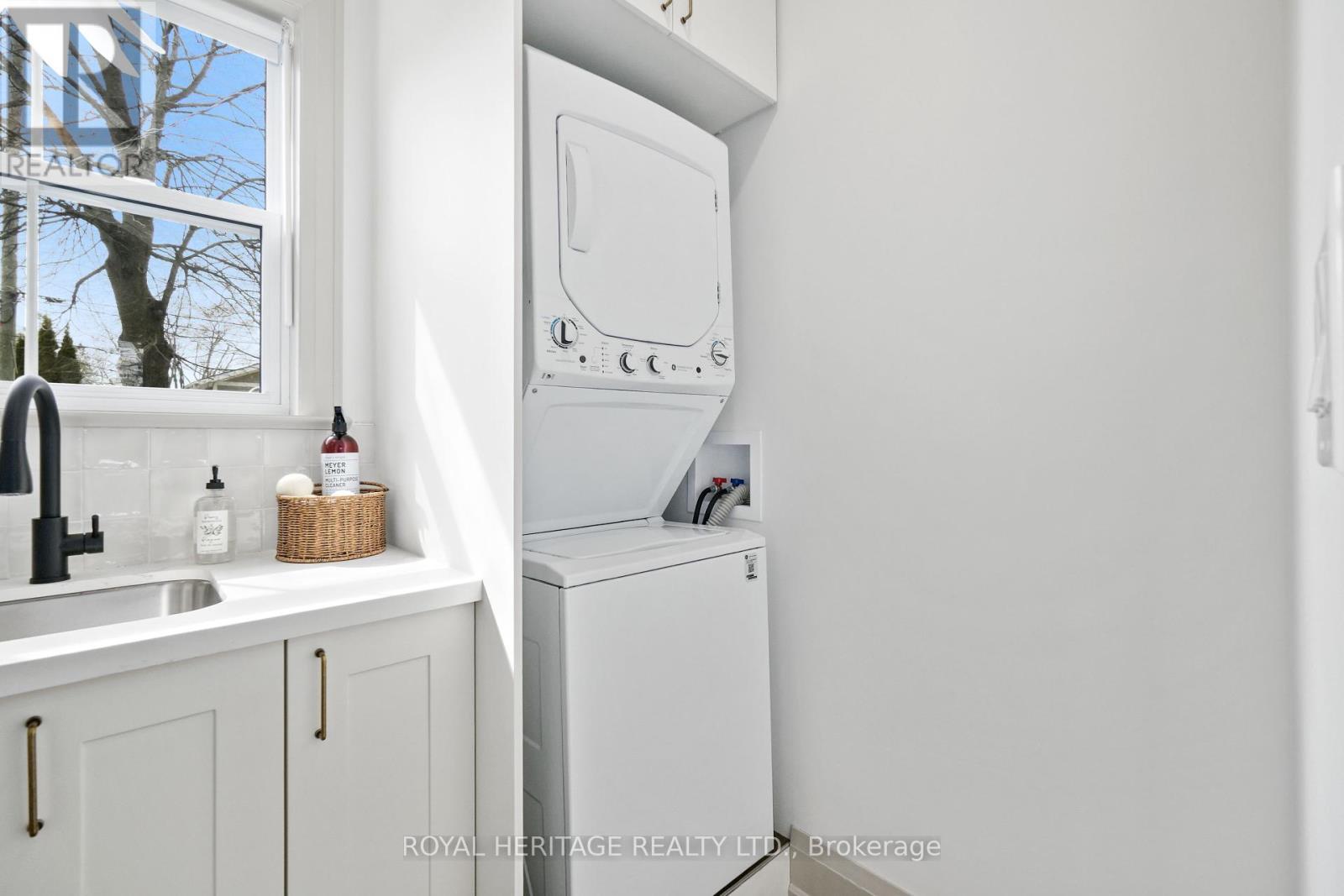 Photo 13 of 186 Durham Street, Cobourg ON