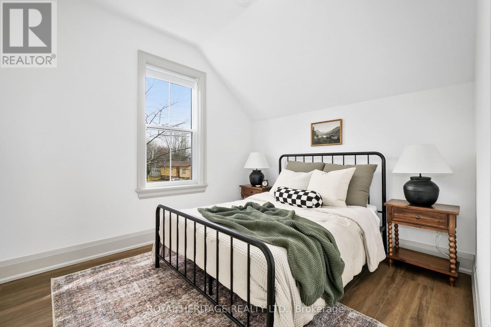Photo 16 of 186 Durham Street, Cobourg ON