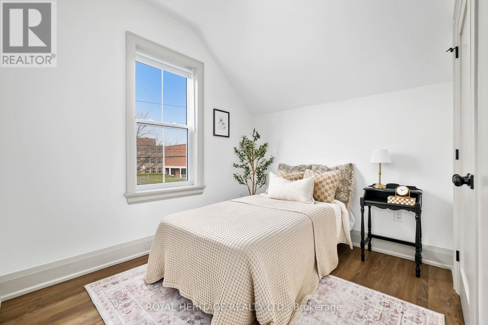 Photo 21 of 186 Durham Street, Cobourg ON