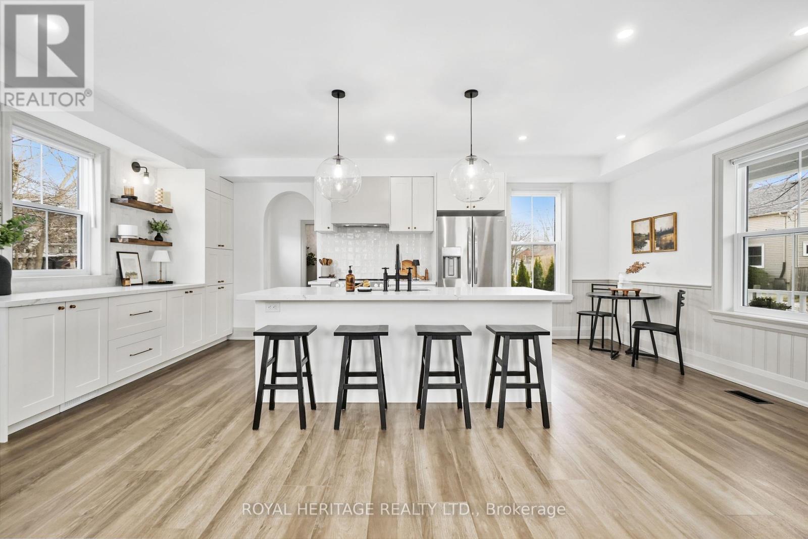 Photo 8 of 186 Durham Street, Cobourg ON