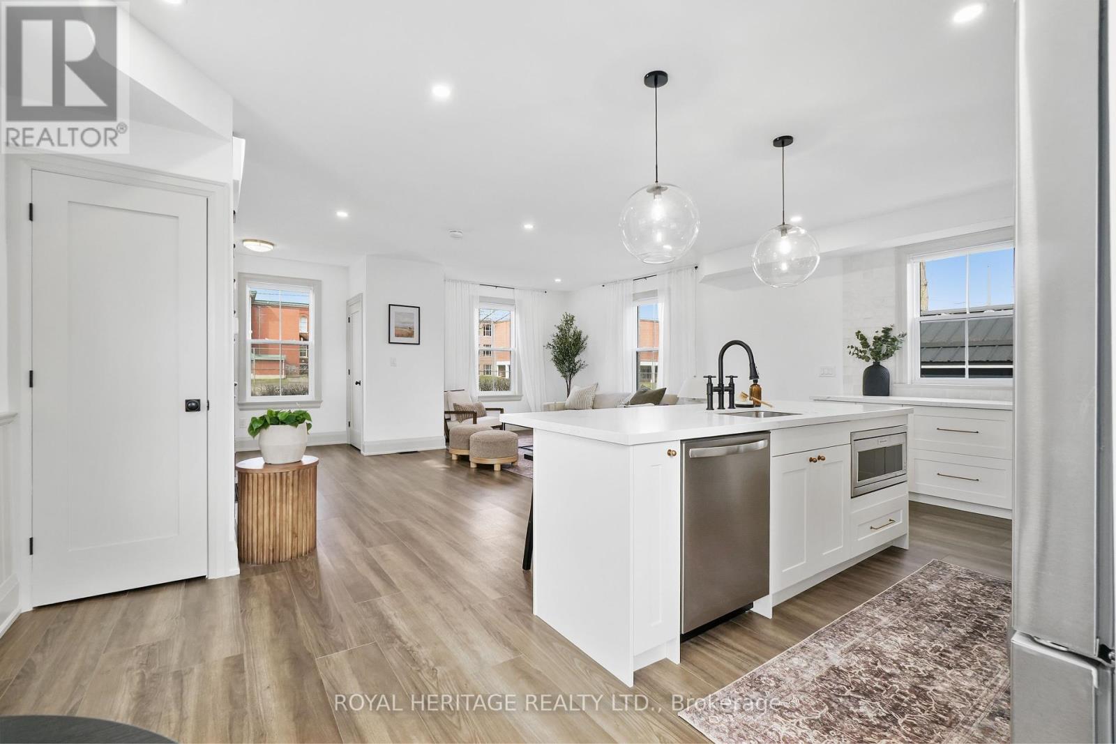 Photo 9 of 186 Durham Street, Cobourg ON