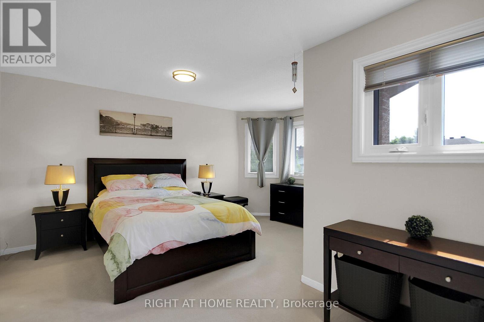 Photo 18 of 13 Sirocco Crescent, Ottawa ON