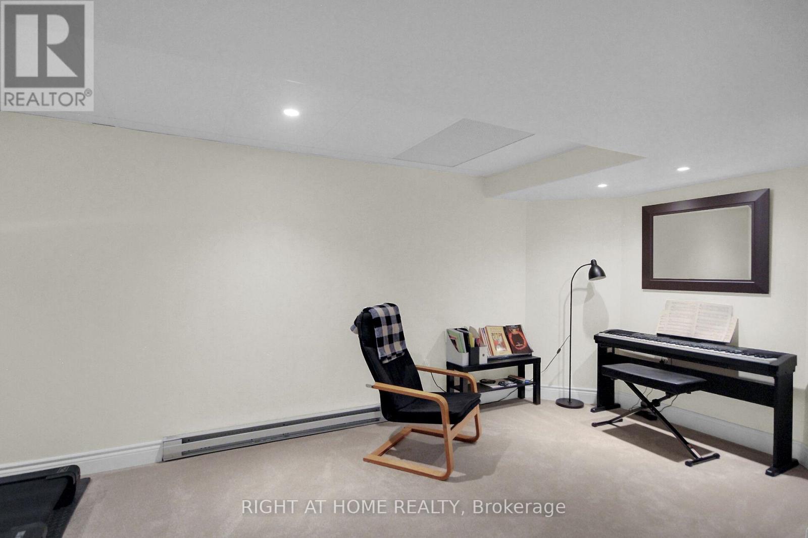 Photo 31 of 13 Sirocco Crescent, Ottawa ON